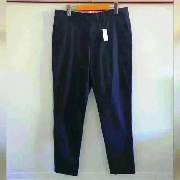 BANANA REPUBLIC | Men's Preppy Navy Tapered Rapid Movement Chino Pants - Picture 1 of 5